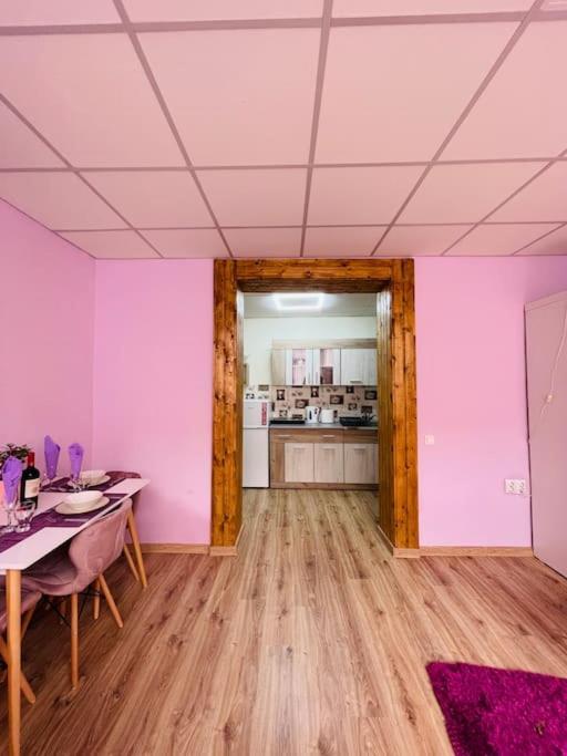 Lavender Luxury Apartment Oradea Exteriör bild